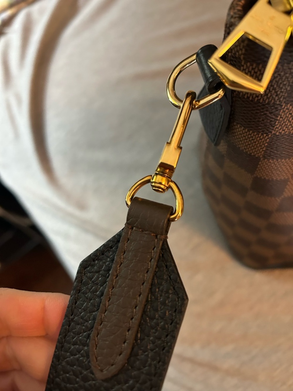 Louis Vuitton Brown Damier Ebene Canvas Tote with Gold Hardware - Picture 4 of 10